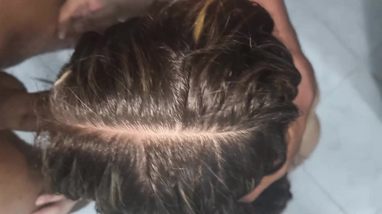 soylekiary: Üvey annem her gece beni sikiyor