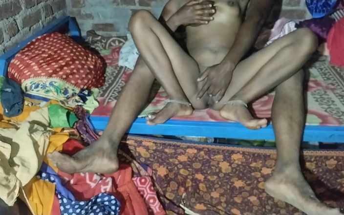 Sunita: Ik hou ervan Bhabhi op zijn hondjes