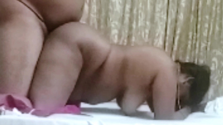 RenuRaj: Desi tamilská bbw manželka Latha Zaplatí dluh: Velká prsa Chvěje...