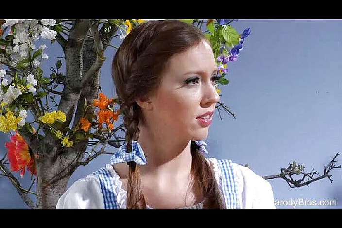 Parody Bros: Trpaslík s kulatými vlasy v tělocvičně šuká velkého muže