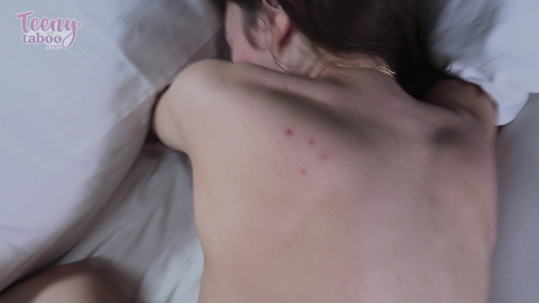 Teenytaboo: Nicole Auclair creampie stepdaughter