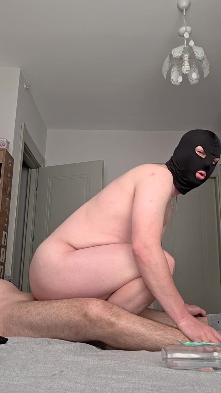 Gokmen Yaman: Scopata duramente da gay curdi. Succhiare e scopare senza preservativo