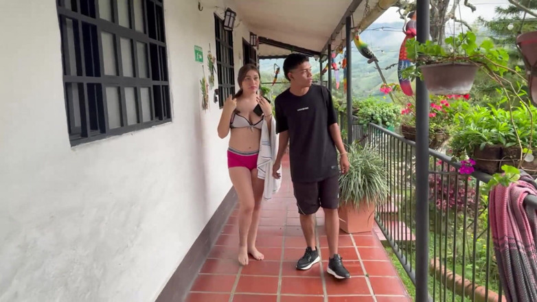 Julianaburning: Pool Maintenance Worker Gets Horny Watching His Boss's Wife and...