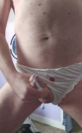 Fantasies in Lingerie: Malý ranní výstřik v mých bílých saténových kalhotkách