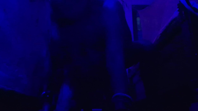 Busty Banuu: Indyjski Desi przyrodnia siostra w prawie hardcore jebanie sex filmy