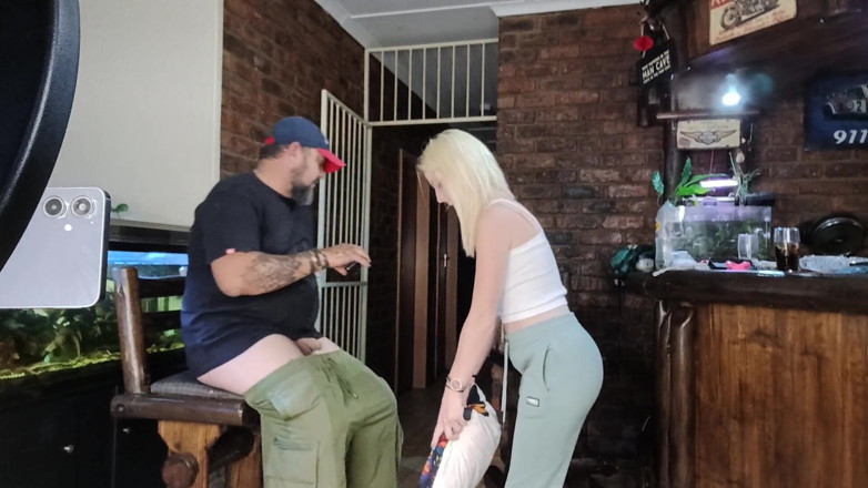 Bigjoefuckalott: Dois Velhos Em Uma Loira