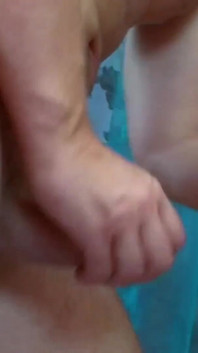 Super gorąca blondynka MILF z idealnymi cyckami dostaje napalona dając loda i chce jej ciasną cipkę ostro zerżnięta
