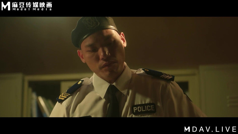 ModelMedia Asia: Mdl-0008-1 Nejsem Bůh (část 1)