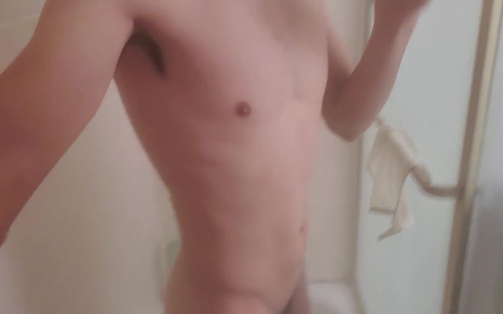 Z twink: 19 anni ragazzo in forma fa la doccia