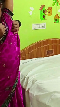 Si Tratta della professoressa neha dixit hot masti e video di sesso con la giovane studentessa Akash Sharma