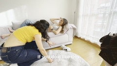 scarlettandc: 女性のくすぐりとレスリング