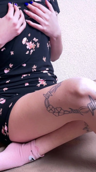 Masturbation dans de jolies chaussettes