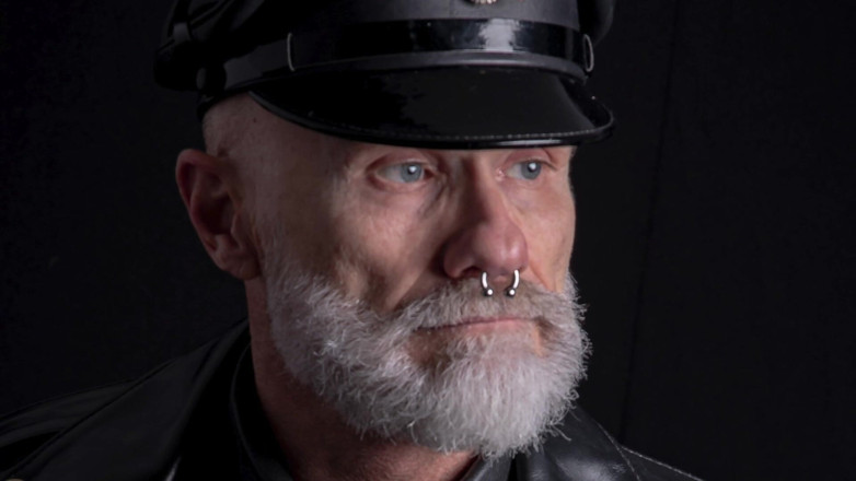 Muscles Cigar FFPig: Spiked Leather Gloves and Jockstrap Pipe Smoking