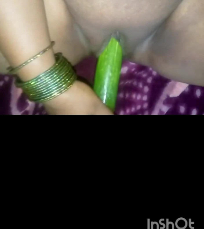 Savita sex video: Karwacaut me desi yenge ka gift mere liye chut me...