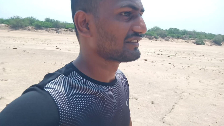 KUMBHA MANOJ KUMAR: Desi Husband Searching Her Wife on Trees Part One