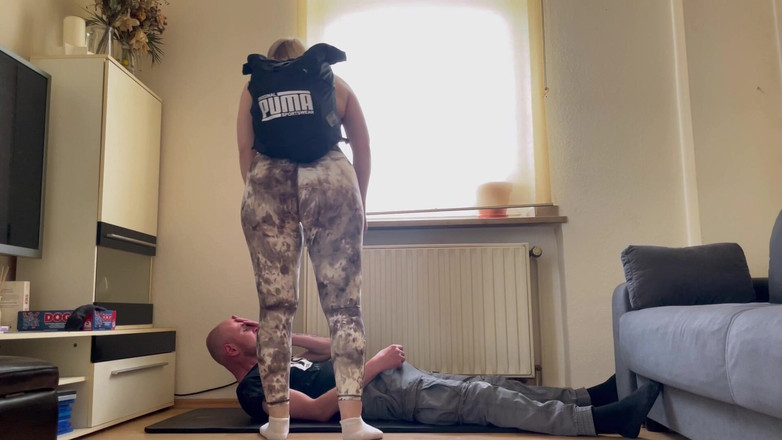 Lizzy Crush: Deptanie wyzwania 100 kg - jeszcze cięższe, jeszcze bardziej bezlitosne