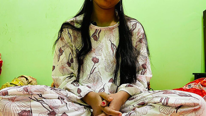 Riya Chowdhury: मेरे छात्र ने मुझसे पूछा कि मुझे चोदने का क्या मतलब है