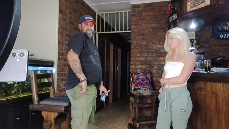 Bigjoefuckalott: Dwóch starców w jednej blondynce