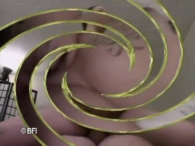 No depth limit for her pussy and ass: Disetubuhi tebal DVD