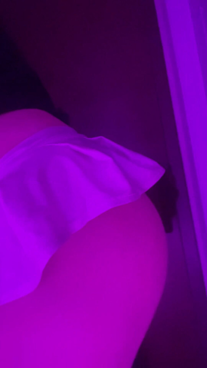 Sissy Ruby BBC: Punčochy