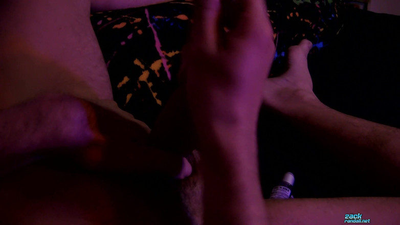 Zack Randall: Main dildo dengan Galvin!