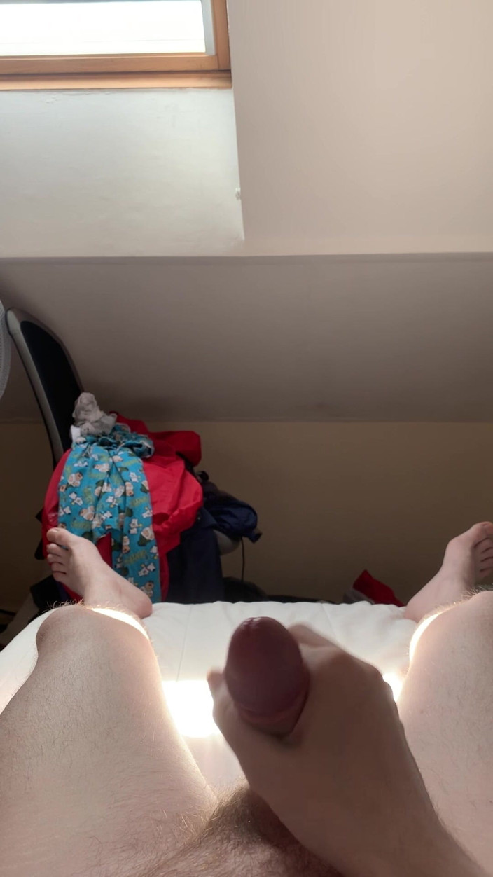 Hornygeordie: Caliente gay puta del Reino Unido disfrutando de una paja