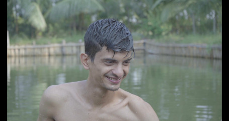 Bull Top 7: Indische Bhabi Ka Pani Mai Thukai hete Indische pornovideo