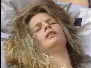 YOUR FIRST PORN: Islak amcığım sızdırıldı