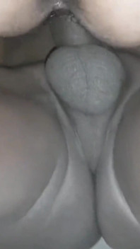 캠부 아래에서 흑인 대물 애널 두근두근