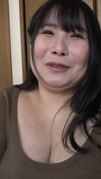 Miu - yaun roop se niraash i-kap milf(chodne laayak mammi), uski aankhen pichhe ludhak gee, aniyantrit roop se khinchi gee, paaglon ki tarah phuhaar chhori gee