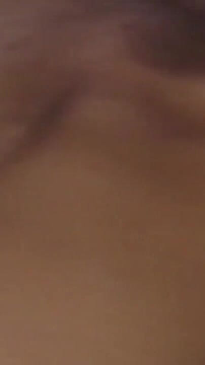 THAGSON 18+: Reife brünette MILF reitet schwanz zu heißer gesichtsbesamung
