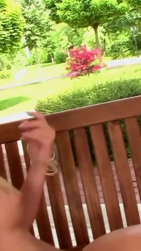 Detik lesbian blonde dan si rambut coklat yang sangat panas: jilat faraj basah yang paling keras dan menjolok vol 1