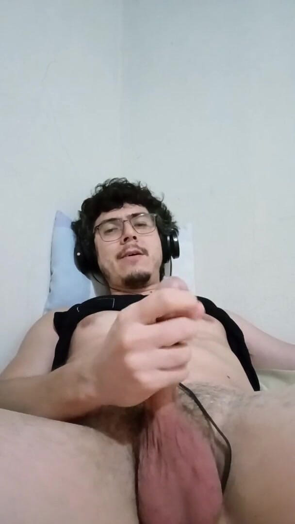 Tabasco Jake: Bel stallone si masturba e eiacula per te
