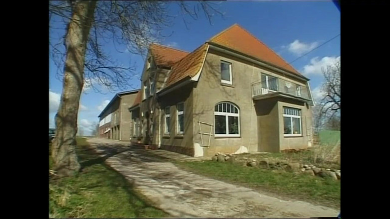 Bizzarre World: Hamba perempuan jalang vintaj dikongkek oleh lelaki yang ditutup mata...