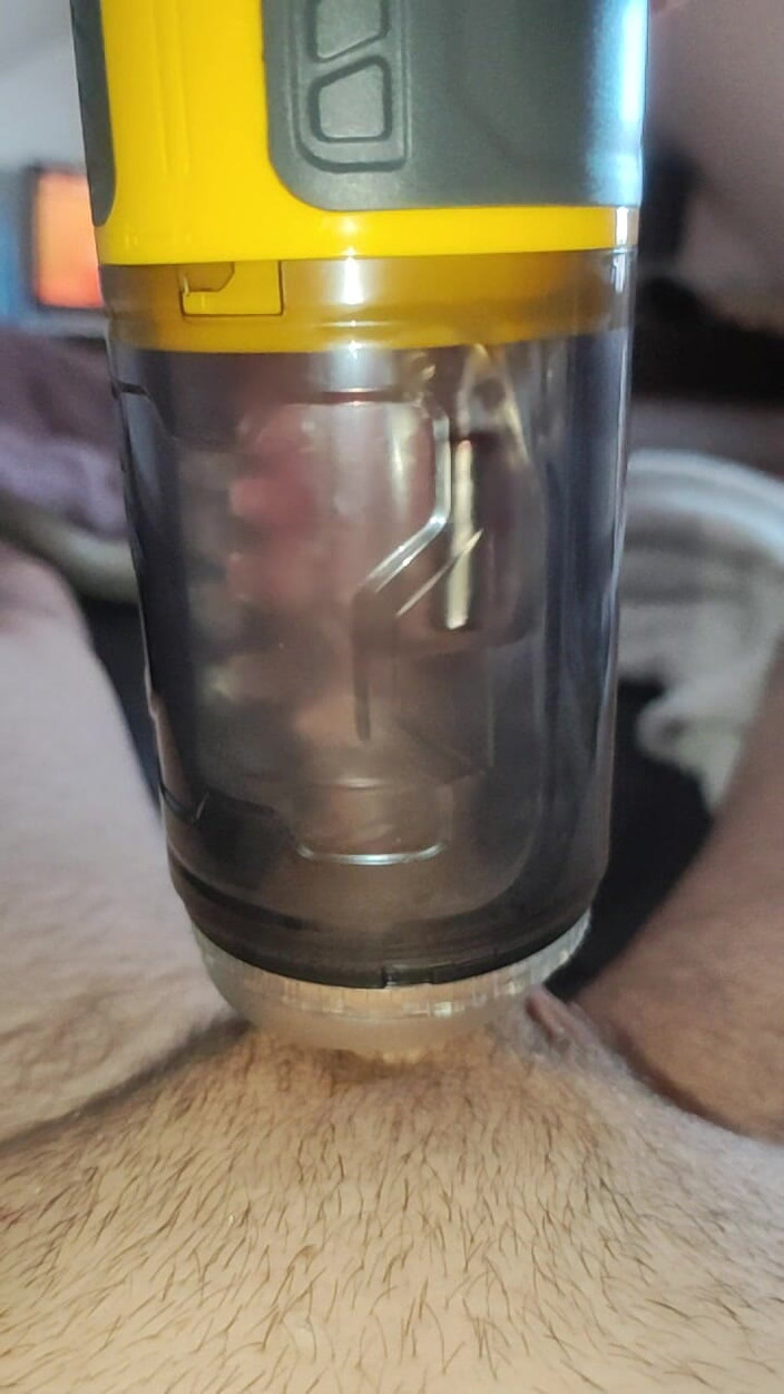 World kiss men: Masturbátor Honění