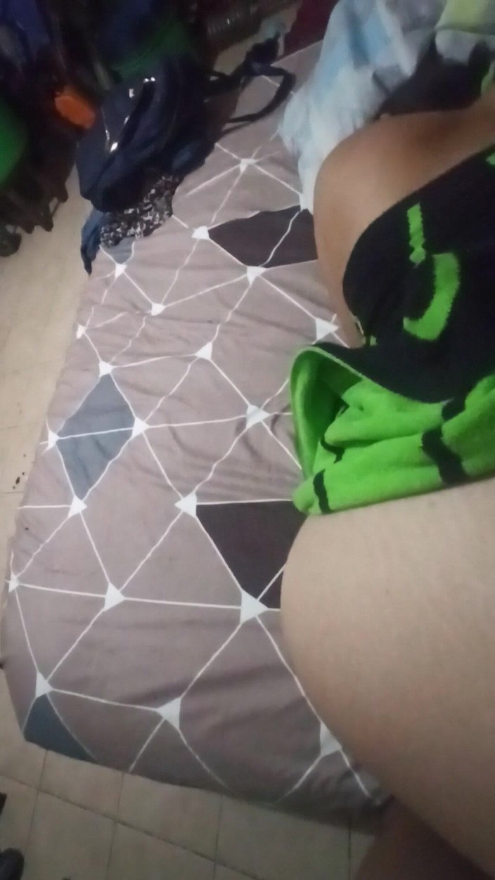 Eatrella j: Mañana con mi fantasía de hermanastra cumplida