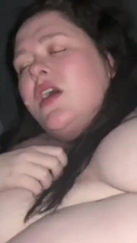 Youngenglishbbw - nata4sex si cewek hot ini lagi asik jilat pantat dan memekku habis-habisan sampai dicrot di dalam