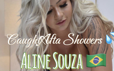 Clarkes Boutaine: Bắt gặp Mineira Aline Souza gợi cảm sau khi tắm đầy đủ