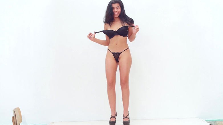Watch4beauty: Nuevo talento Normelis
