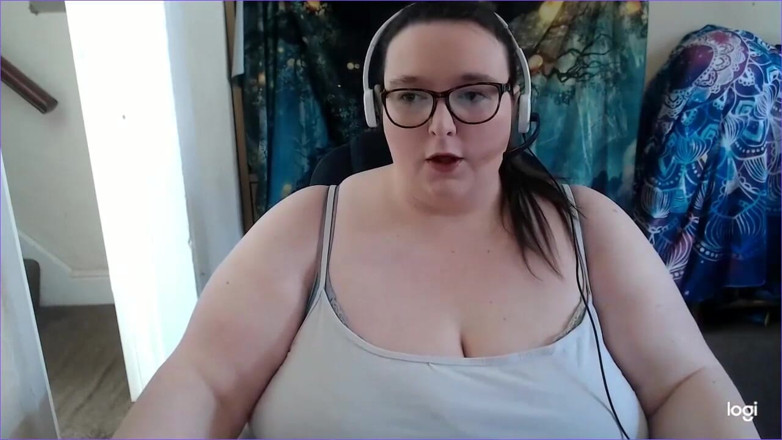 SSBBWLadyBrads: Bos menghantar donat pekerja pejabat