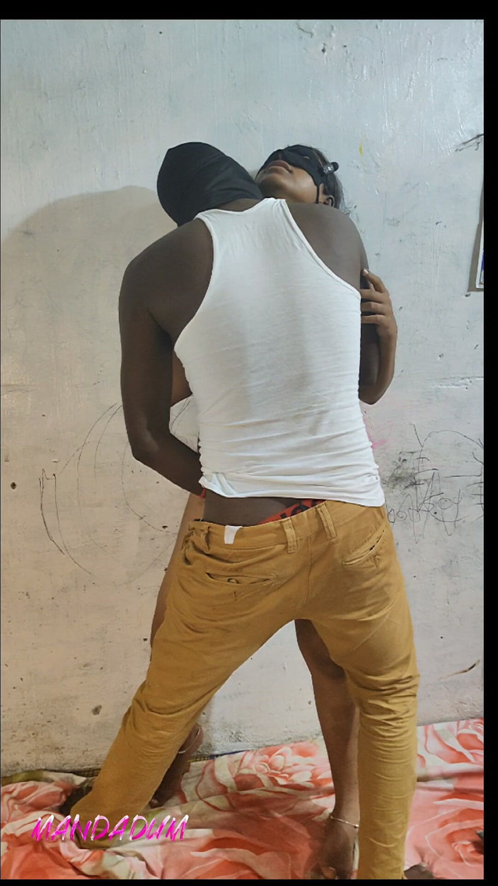 Mandadum: Gadis Harika Lagi Sendirian Di Rumah, Tapi Cowok Ini Nggak...