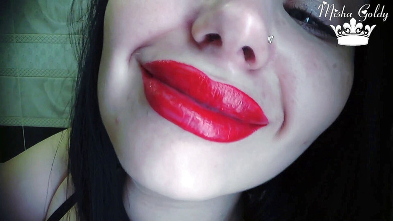 Goddess Misha Goldy: あなたは永遠に私の美しい体の一部です!食べるフェチ!