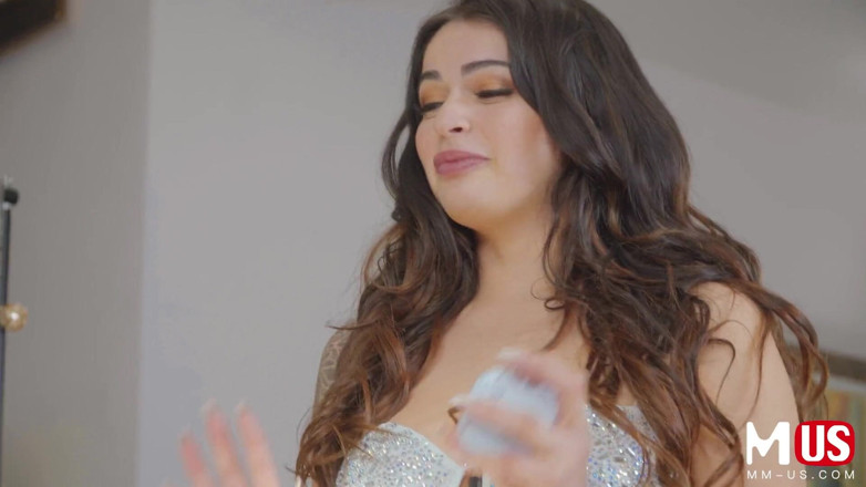 Model Media US: Jerkaoke - Gianna Dior en Alex Mack