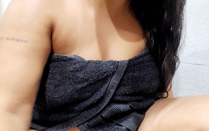 Paty Bumbum: Valdeir попросила специальное видео с словами его имя