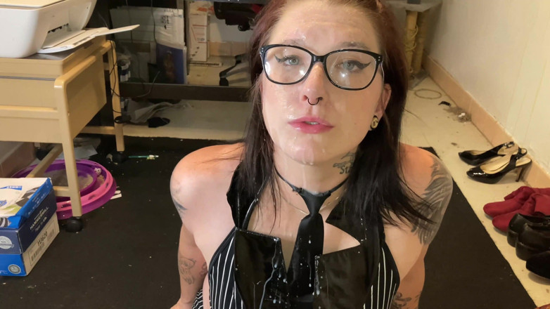 Missellie8: The Office Bimbo Slut