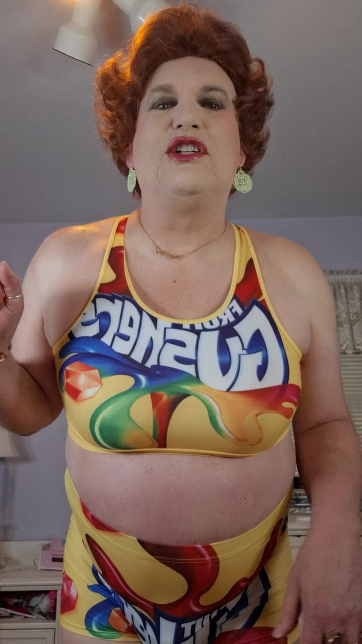 Victoria Lecherri: Chi vuole giocare al gioco di ruolo del parcheggio??