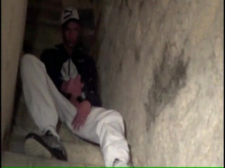 Sneaker gay: Fucked przez strraight arab w trampkach