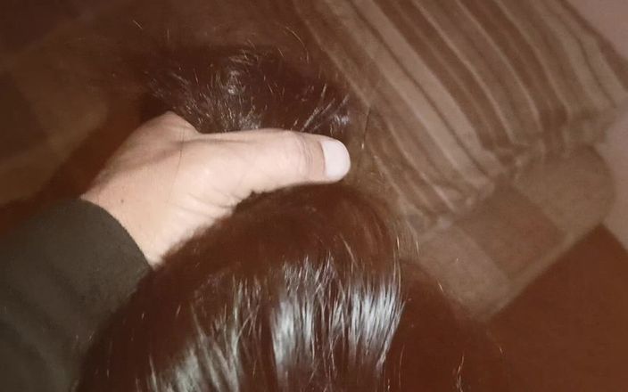 Faryal: Dnes jsem dal svého ptáka do pusy Bhabhi