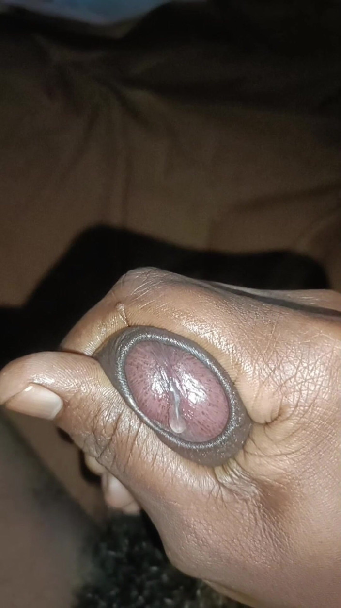 Saran1995Dart: Masturbare cu pula neagră