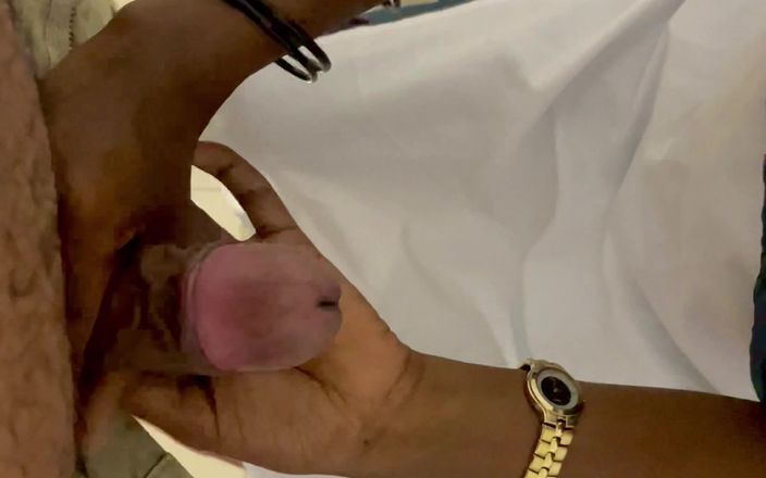 Desi girl riya: Mallu незаймана студентка вперше пробує секс